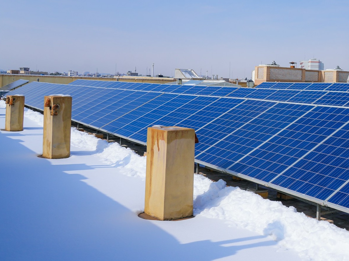 Installing solar panels in the autumn and winter